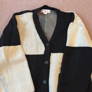 Lisa says Gah Mia cardigan size XS/S